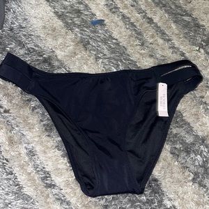 Victoria’s Secret bikini bottoms double side strap black